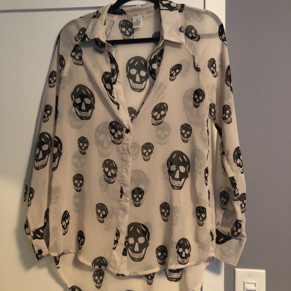 VGUC High Low Skull Blouse